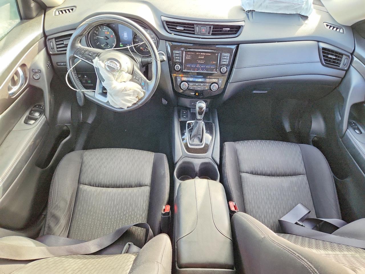 2019 NISSAN ROGUE S photo 8