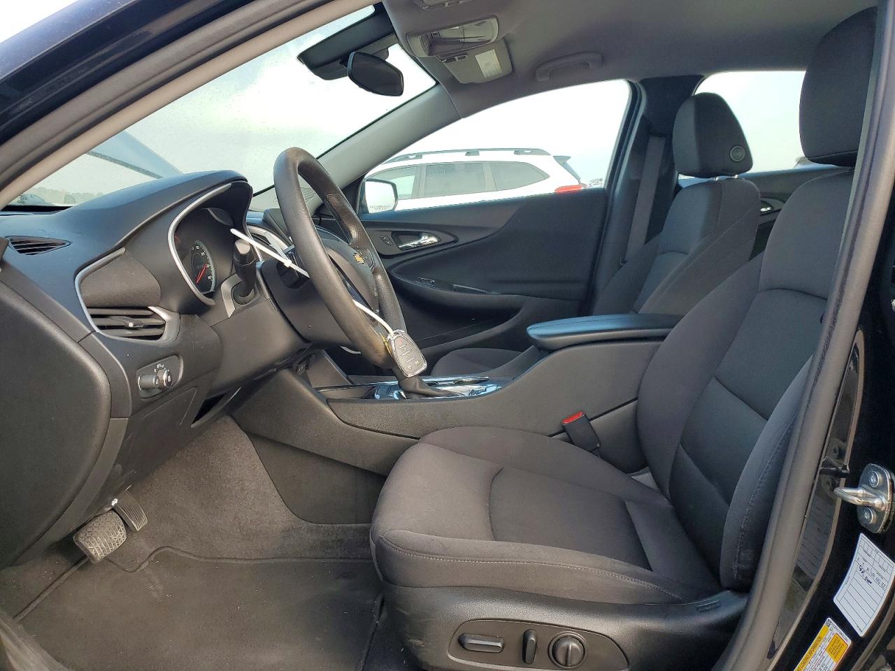 2023 CHEVROLET MALIBU LT photo 7