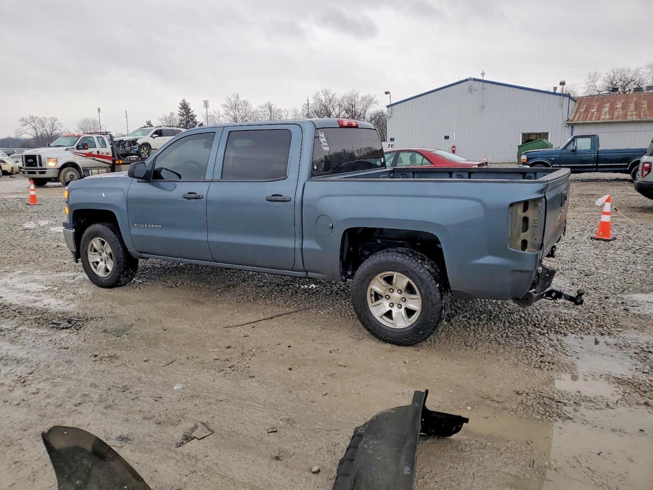 2014 CHEVROLET SILVERADO C1500 LT photo 2