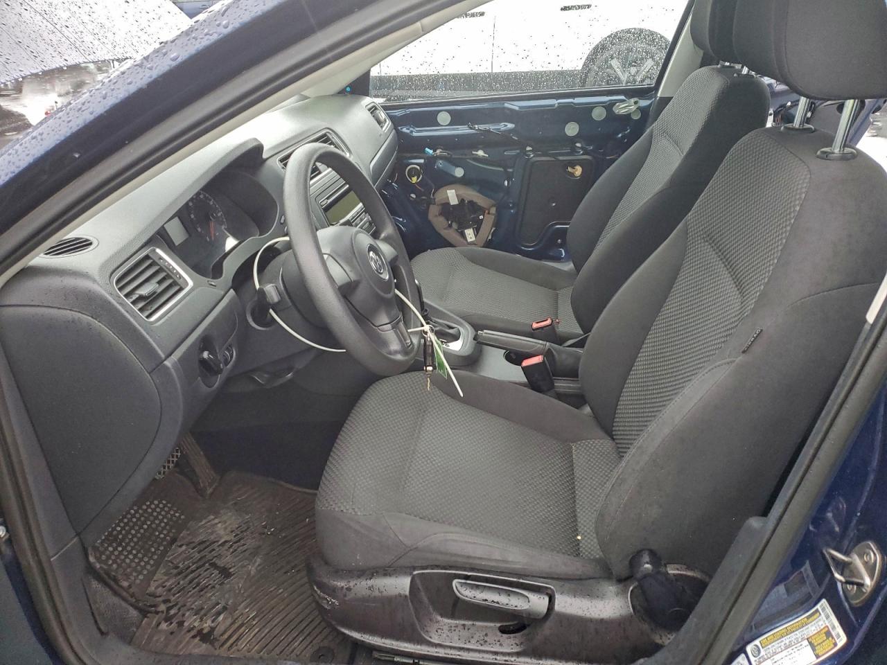 2011 VOLKSWAGEN JETTA BASE photo 7