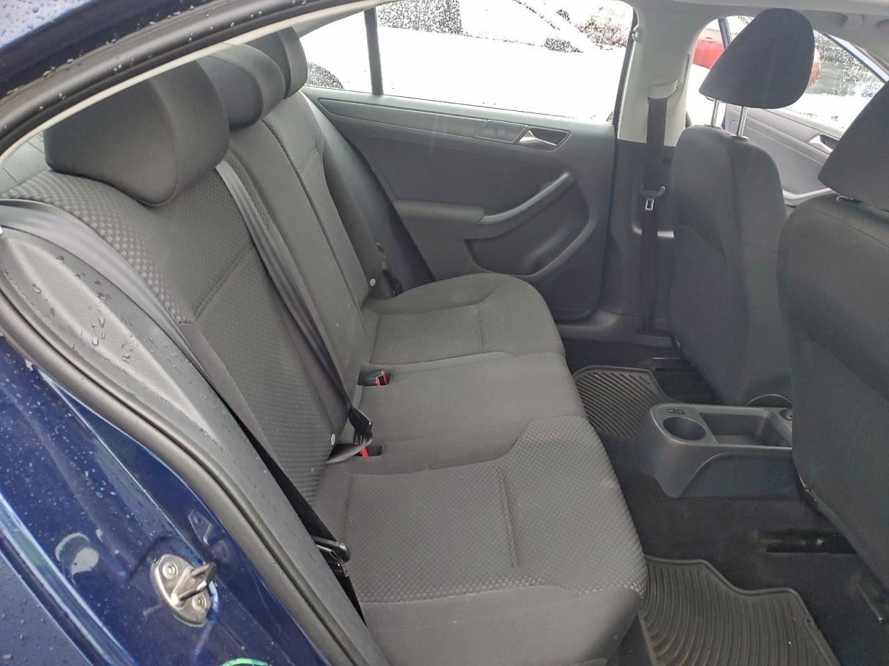 2011 VOLKSWAGEN JETTA BASE photo 10