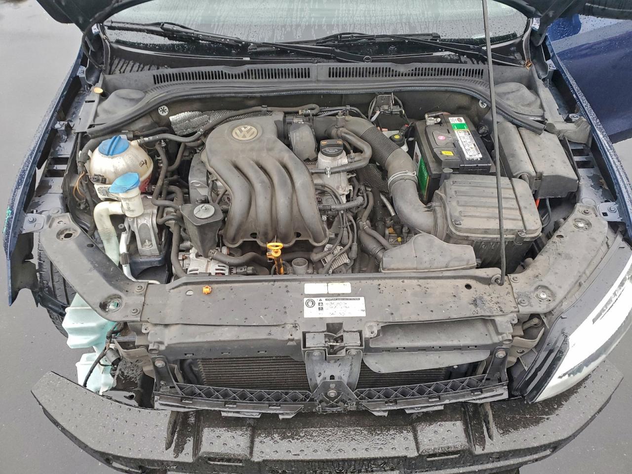 2011 VOLKSWAGEN JETTA BASE photo 11