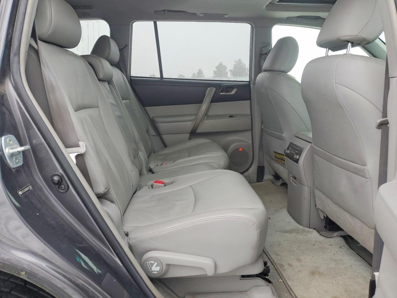 2008 TOYOTA HIGHLANDER SPORT photo 11