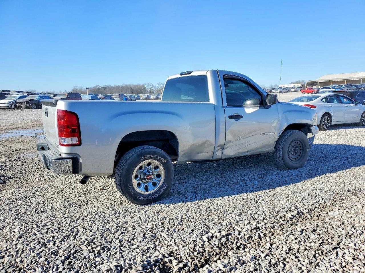 2011 GMC SIERRA C1500 photo 3
