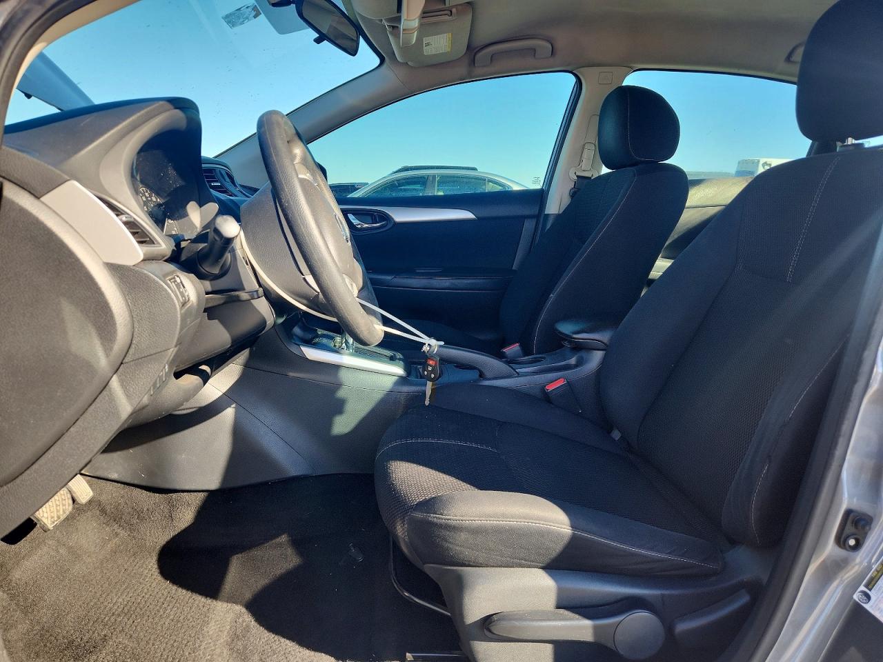 2017 NISSAN SENTRA S photo 7