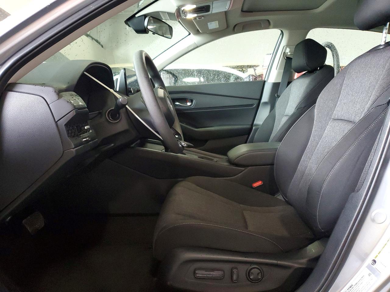 2025 HONDA ACCORD SE photo 7