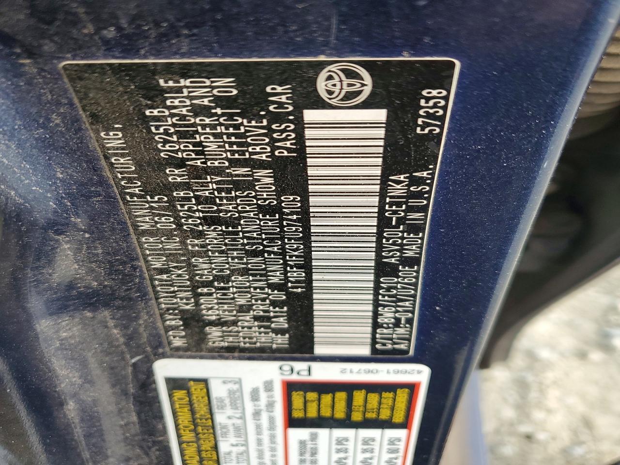 2015 TOYOTA CAMRY LE photo 12