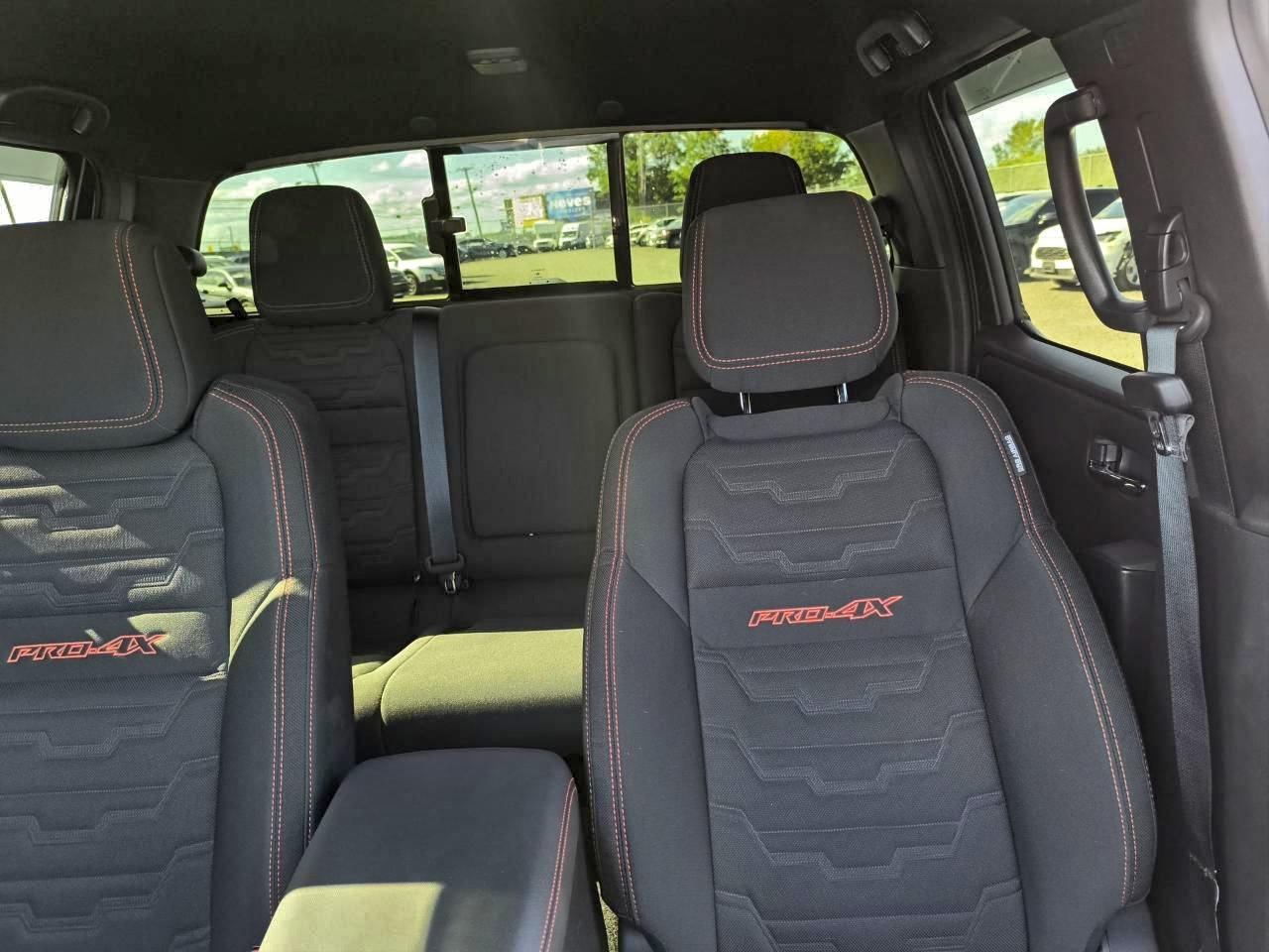 2024 NISSAN FRONTIER S photo 10