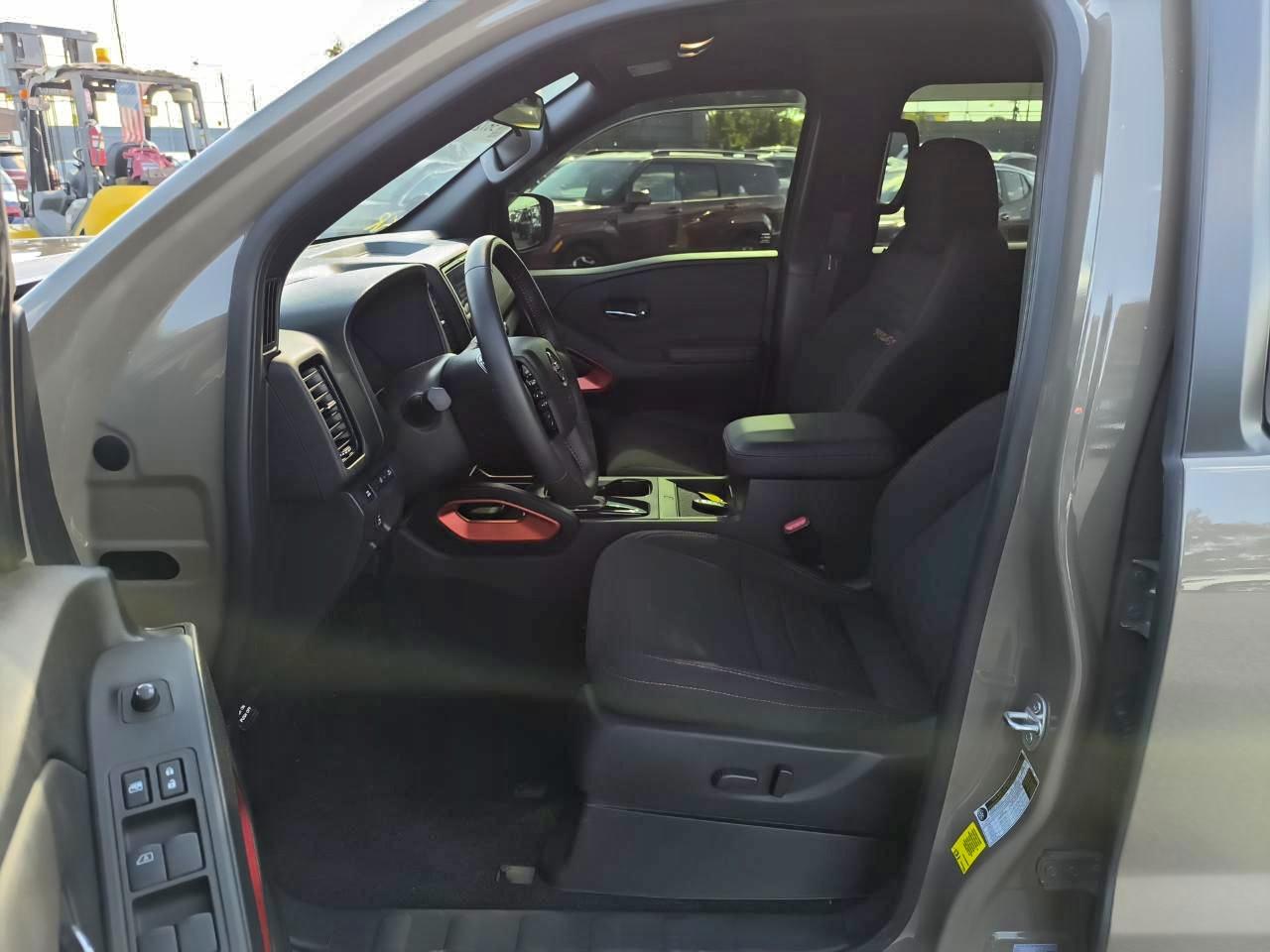 2024 NISSAN FRONTIER S photo 7
