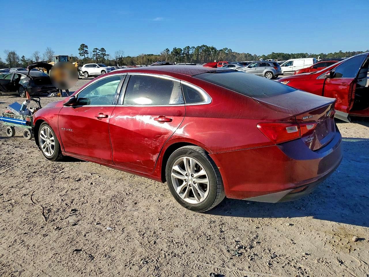 2018 CHEVROLET MALIBU LT photo 2