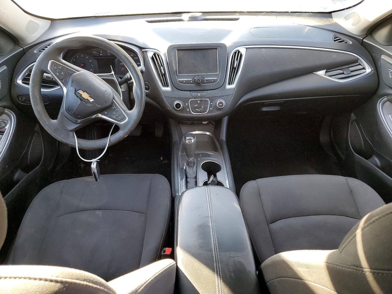 2018 CHEVROLET MALIBU LT photo 8