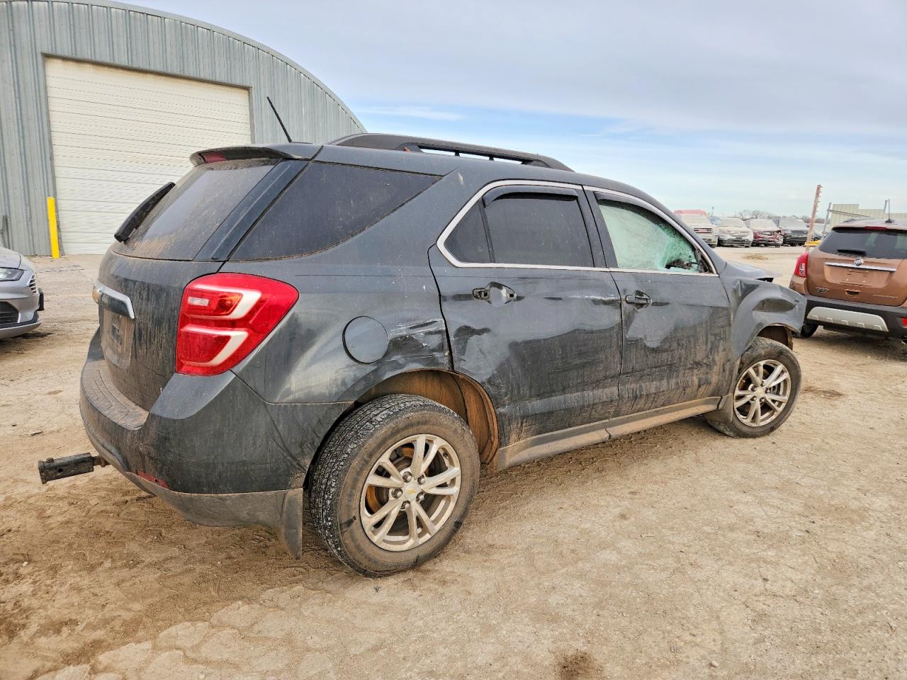 2017 CHEVROLET EQUINOX LT photo 3
