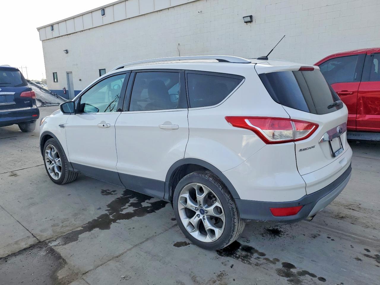 2014 FORD ESCAPE TITANIUM photo 2
