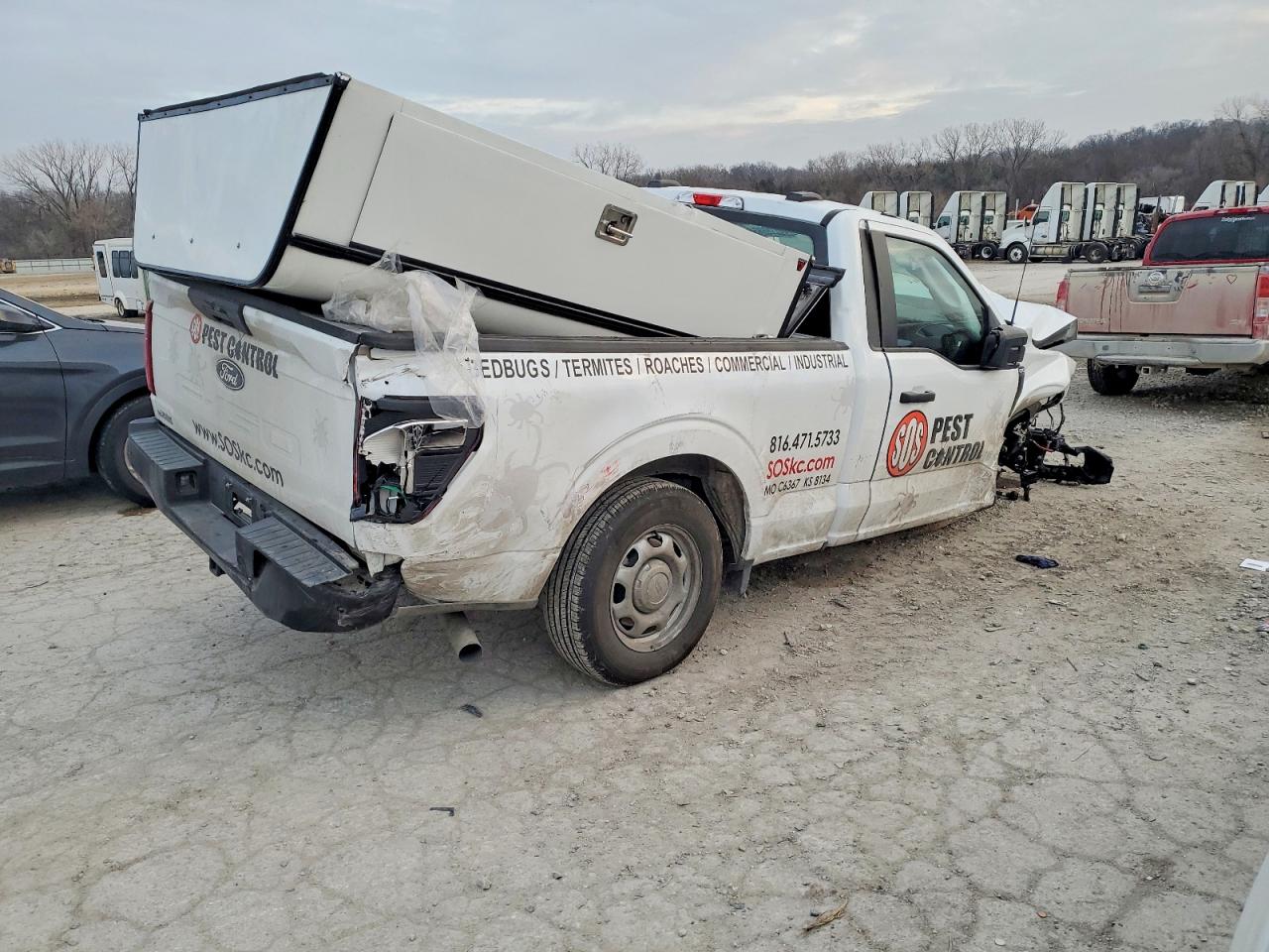 2025 FORD F150 XL photo 3
