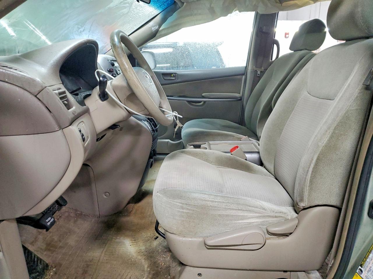 2007 TOYOTA SIENNA CE 7-PASSENGER photo 7