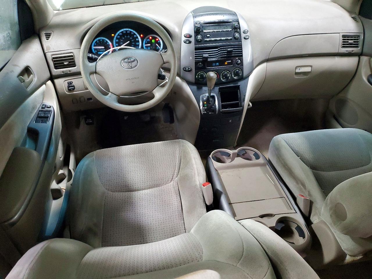 2007 TOYOTA SIENNA CE 7-PASSENGER photo 8