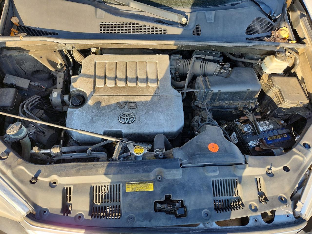 2012 TOYOTA HIGHLANDER BASE photo 12