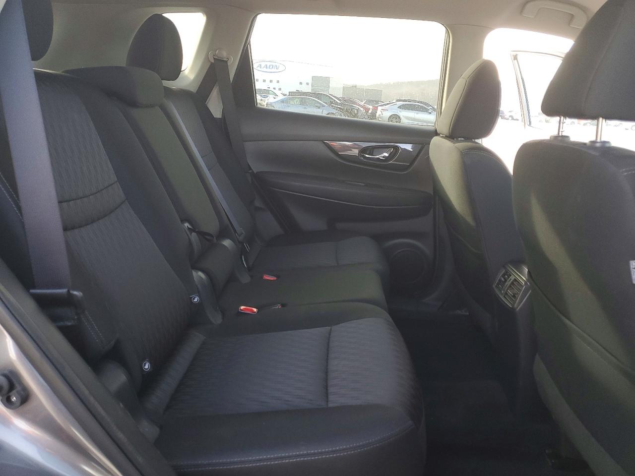 2017 NISSAN ROGUE S photo 11