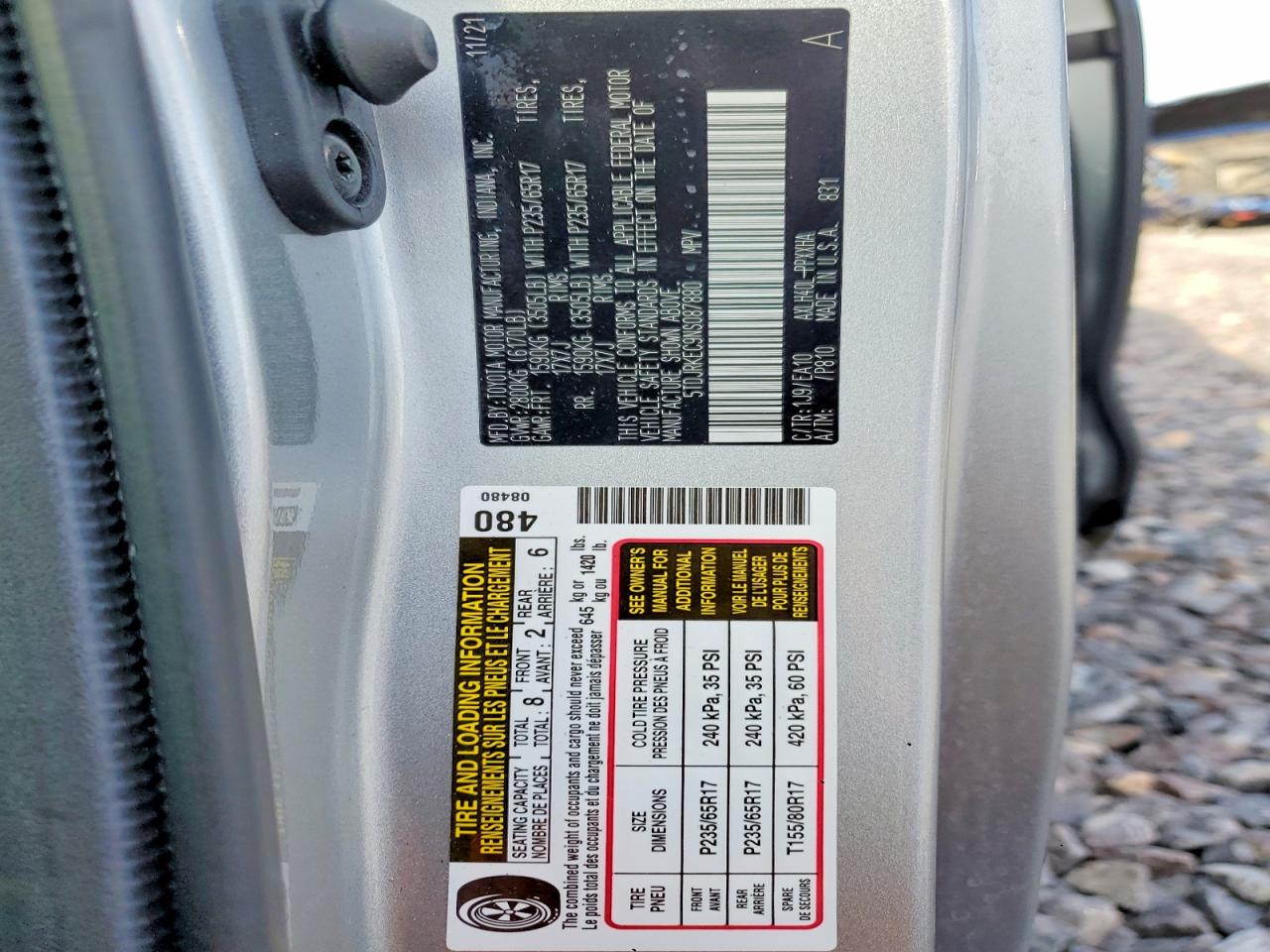 2022 TOYOTA SIENNA XLE photo 13