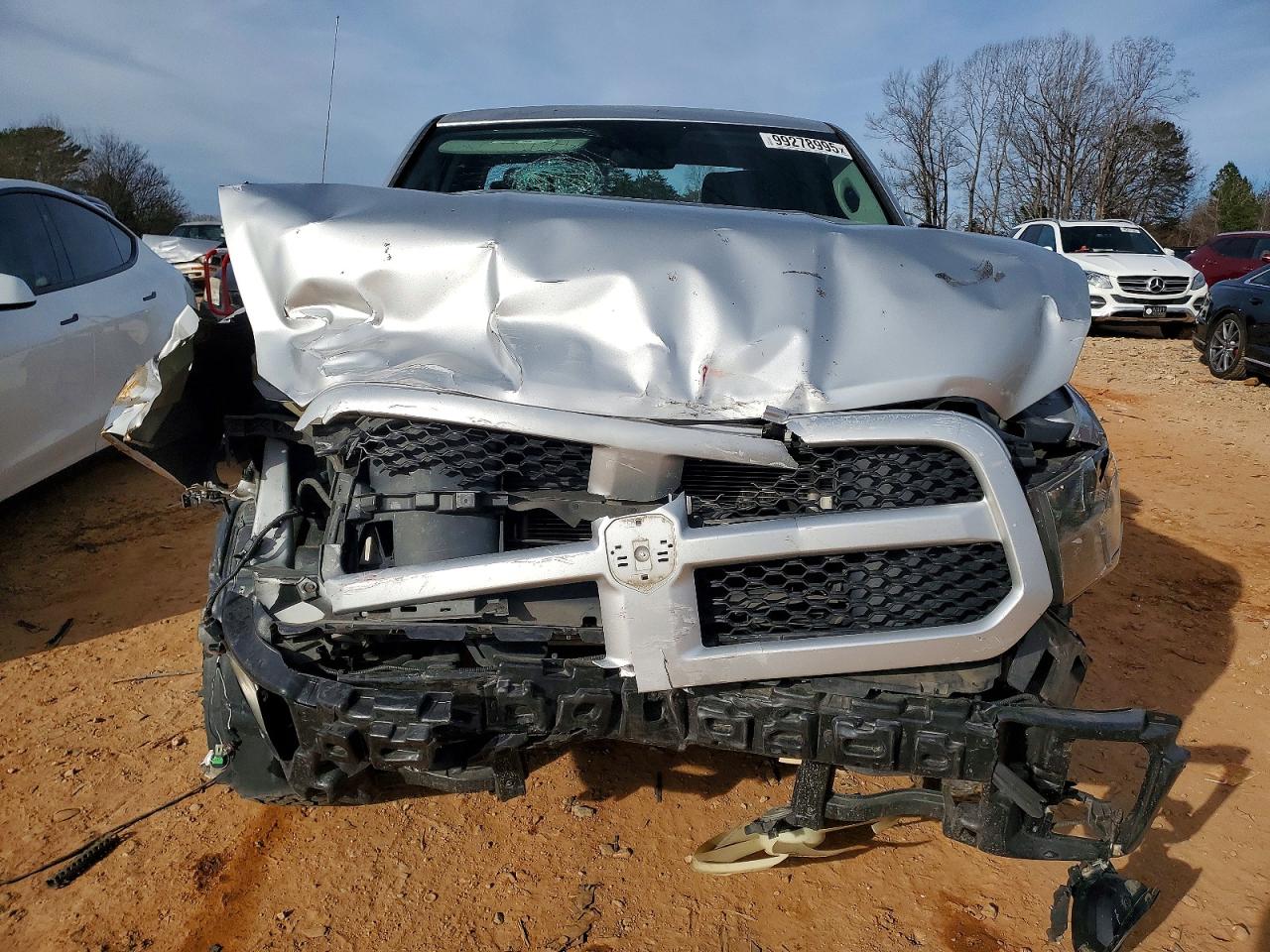2017 RAM 1500 ST photo 5
