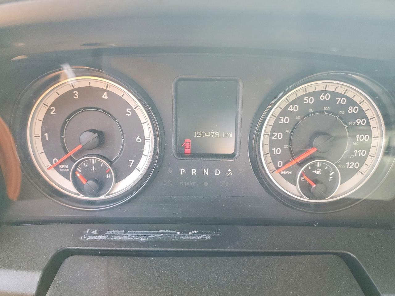 2017 RAM 1500 ST photo 9