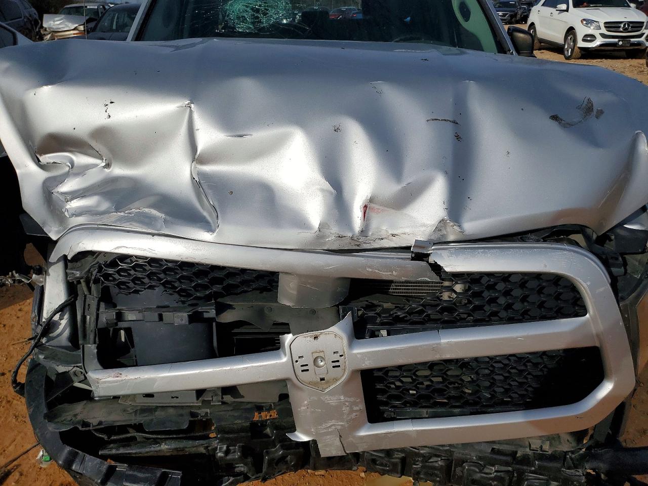 2017 RAM 1500 ST photo 11