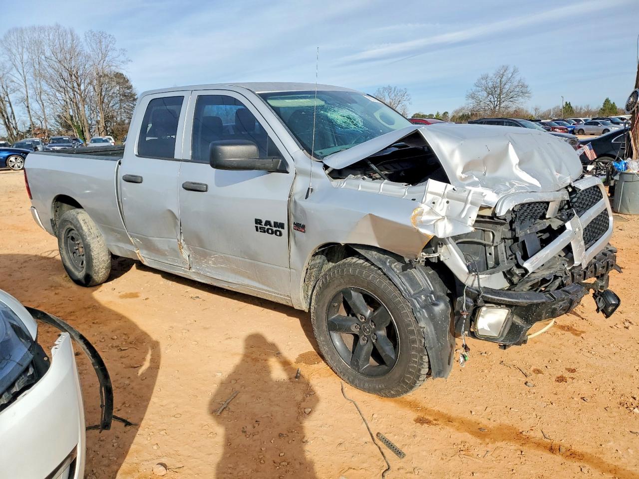 2017 RAM 1500 ST photo 4