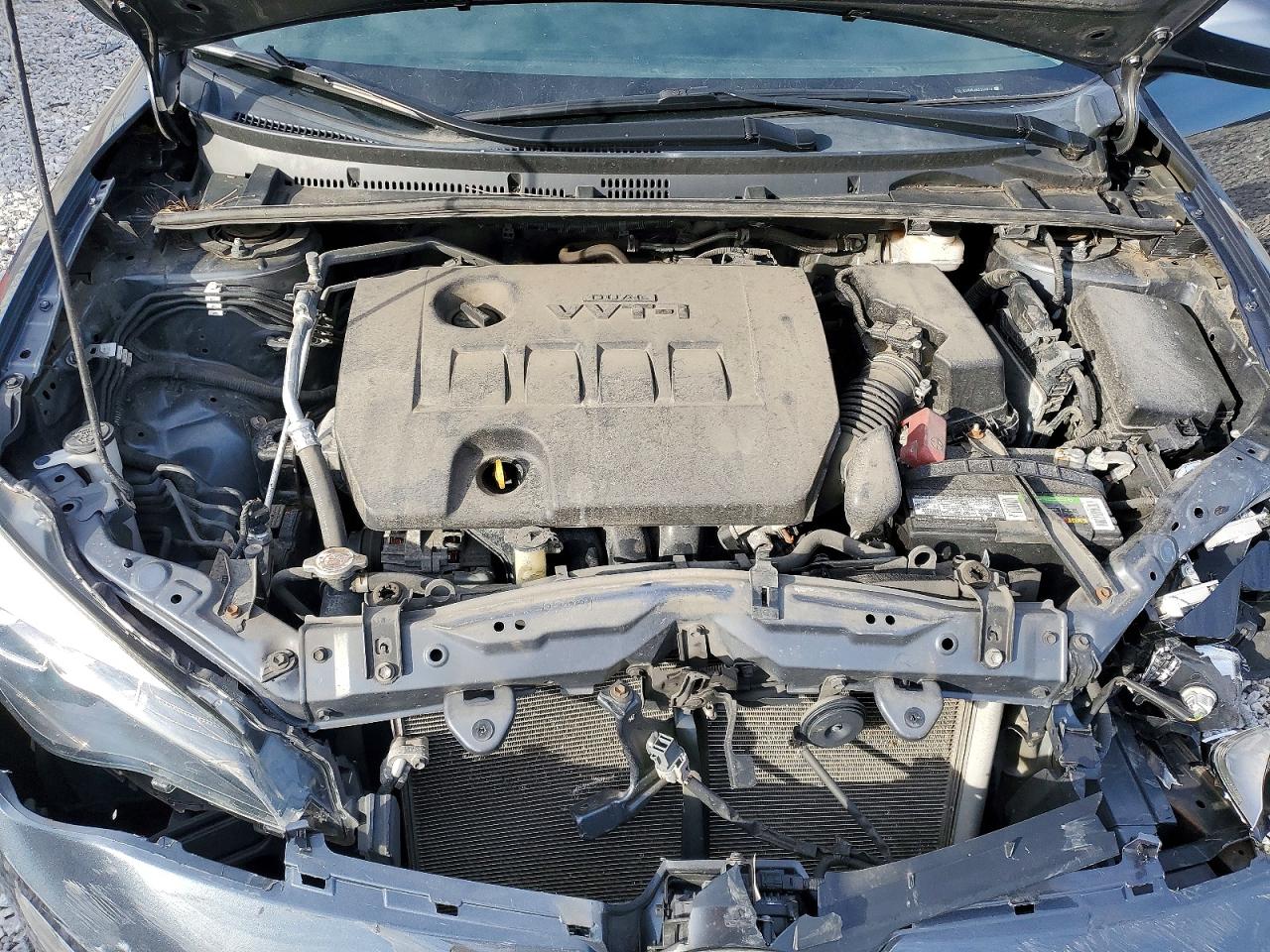 2019 TOYOTA COROLLA L photo 11