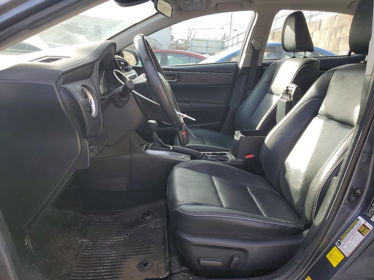 2019 TOYOTA COROLLA L photo 7