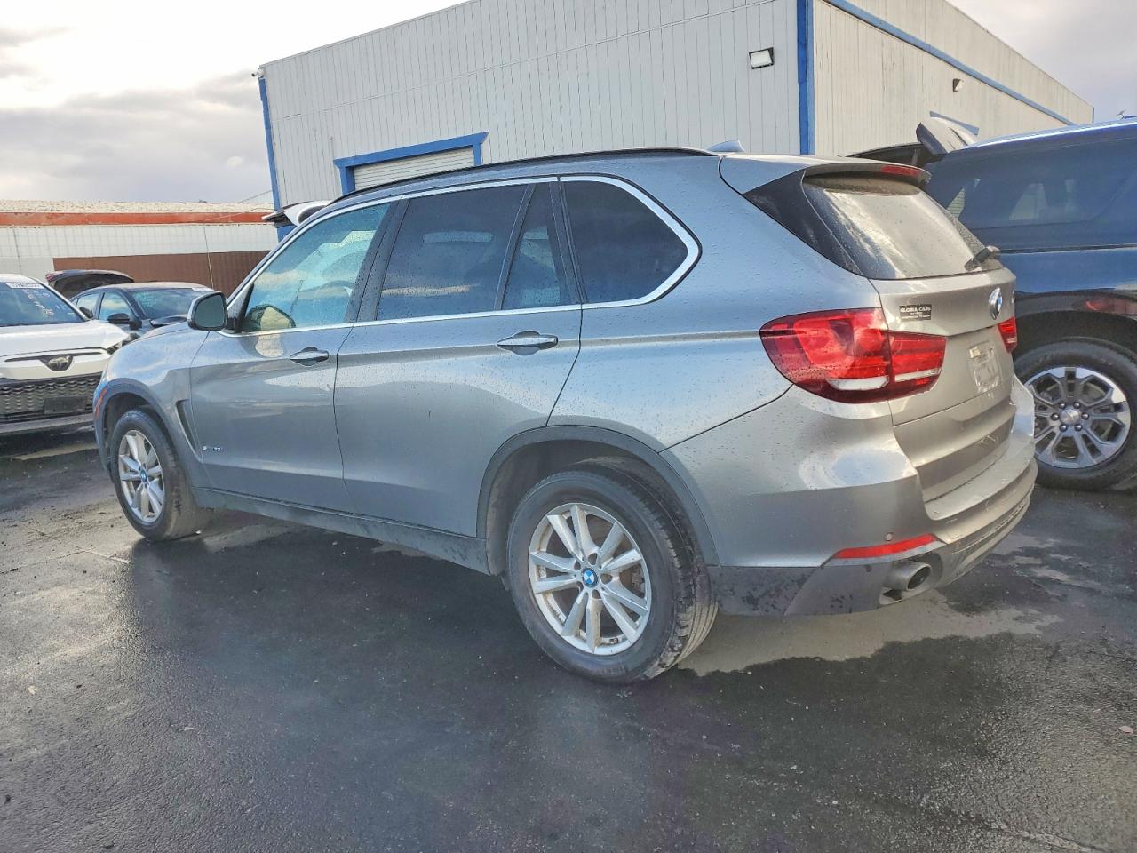 2014 BMW X5 SDRIVE35I photo 2