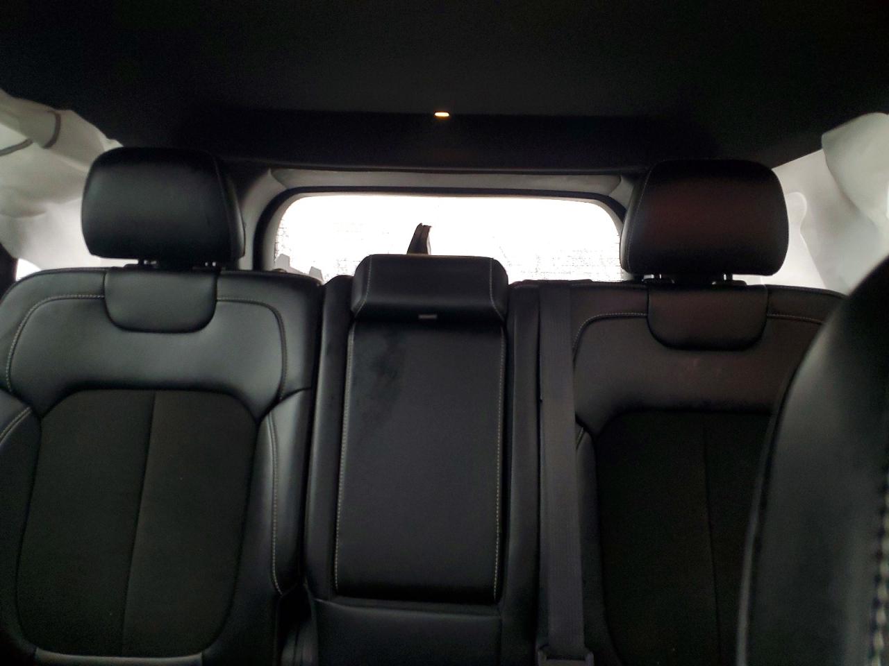2023 JEEP GRAND CHEROKEE LAREDO photo 28