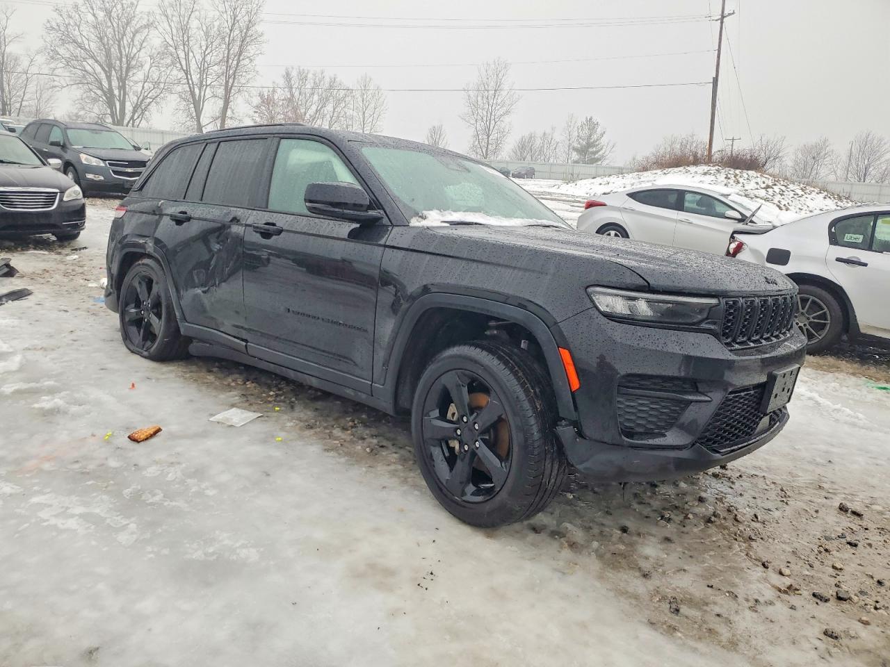 2023 JEEP GRAND CHEROKEE LAREDO photo 10