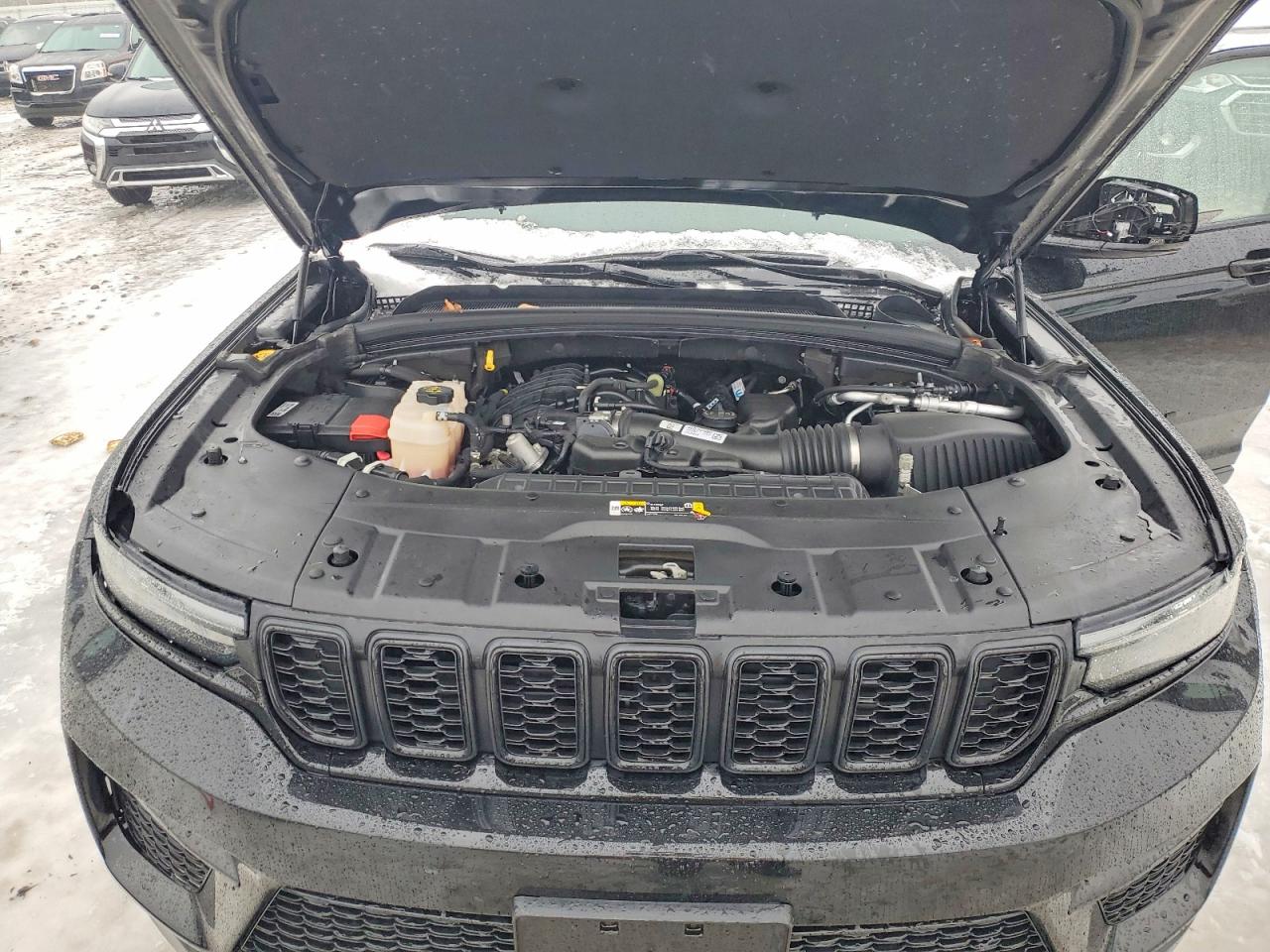 2023 JEEP GRAND CHEROKEE LAREDO photo 34