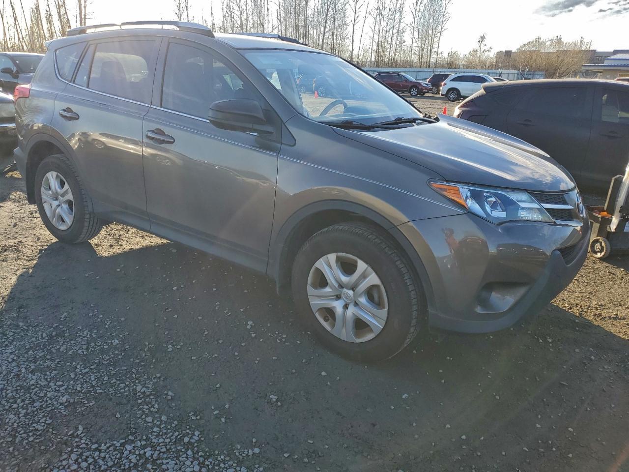 2015 TOYOTA RAV4 LE photo 4