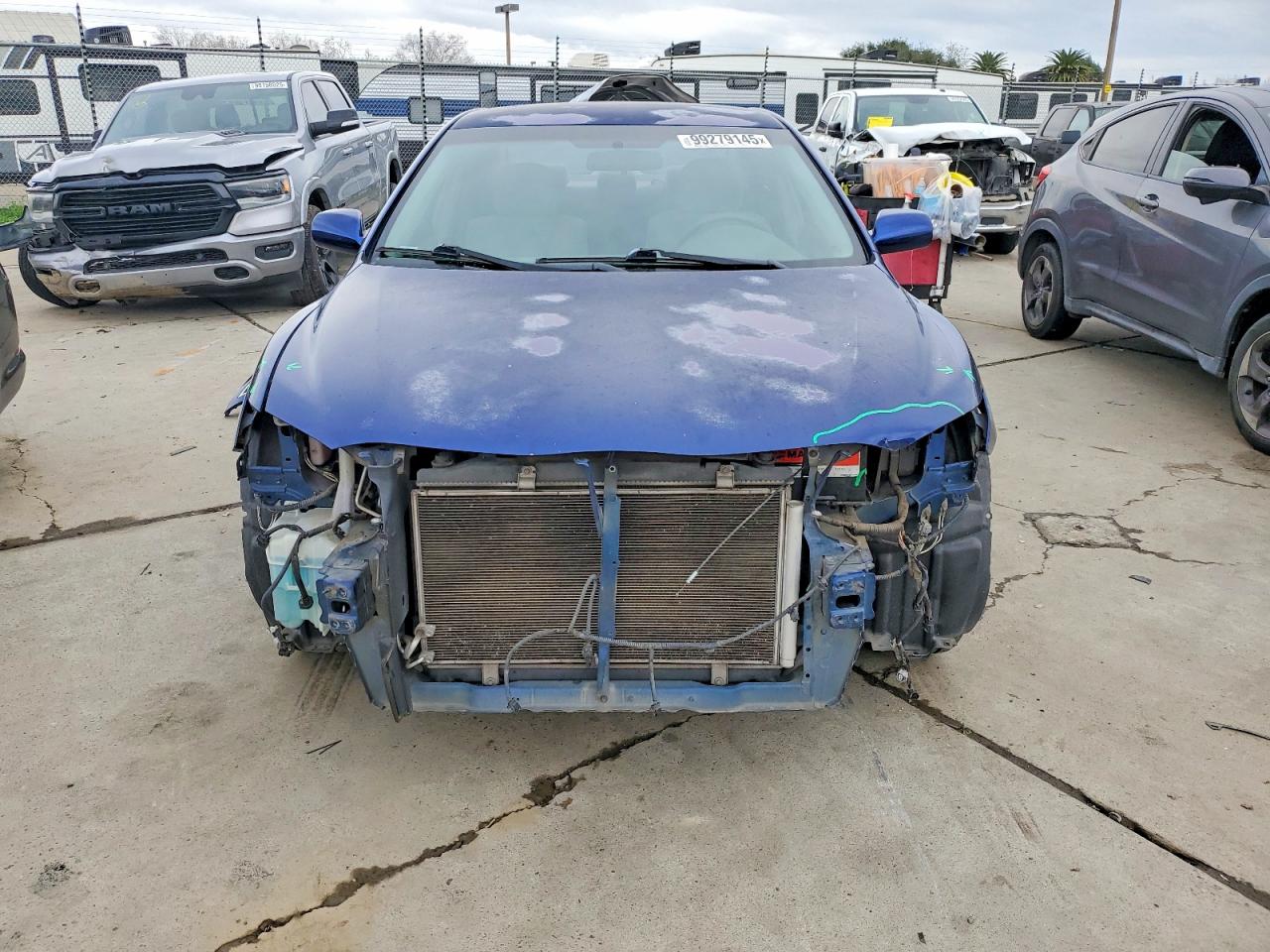 2011 TOYOTA CAMRY BASE photo 5