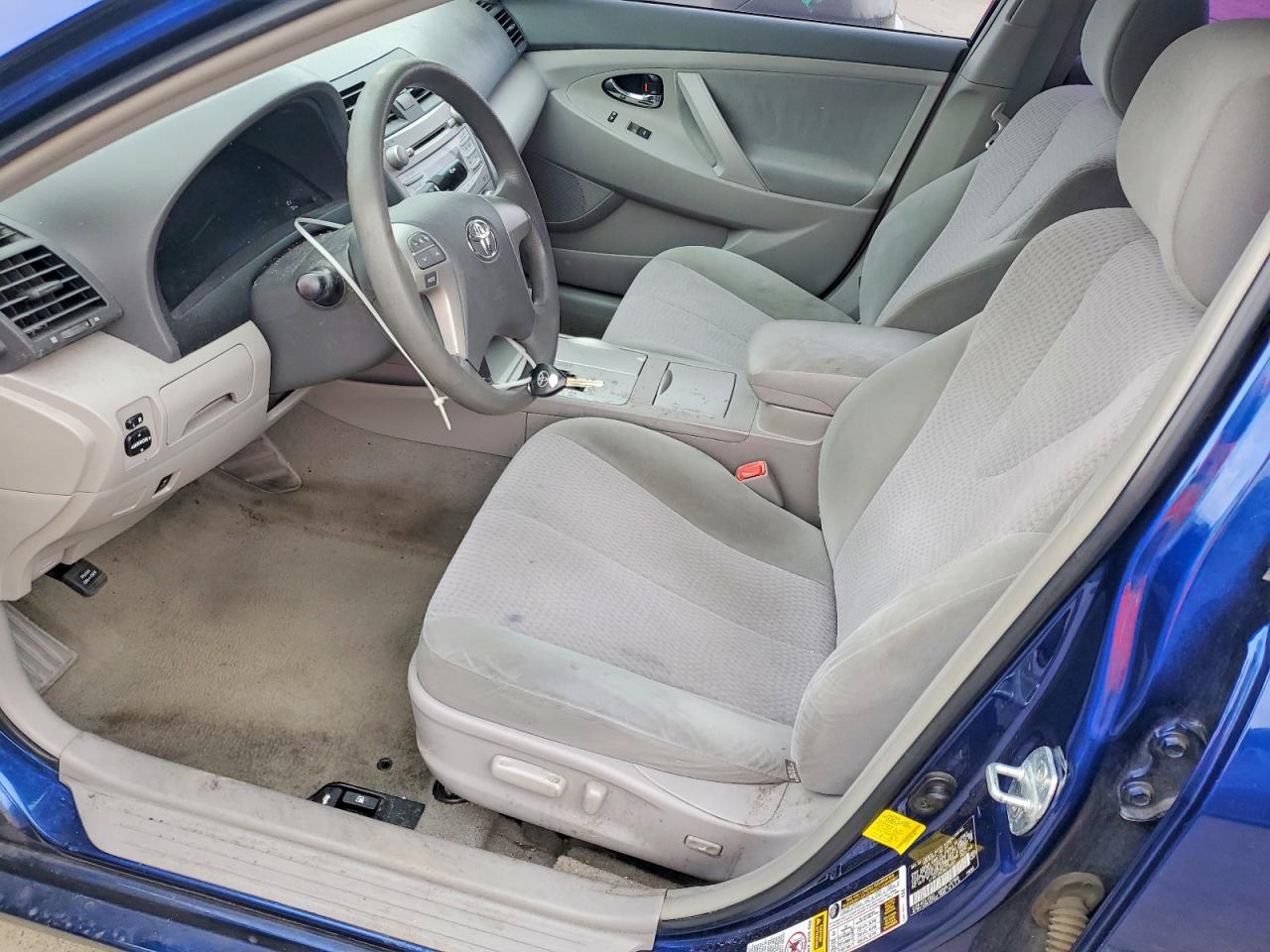 2011 TOYOTA CAMRY BASE photo 7