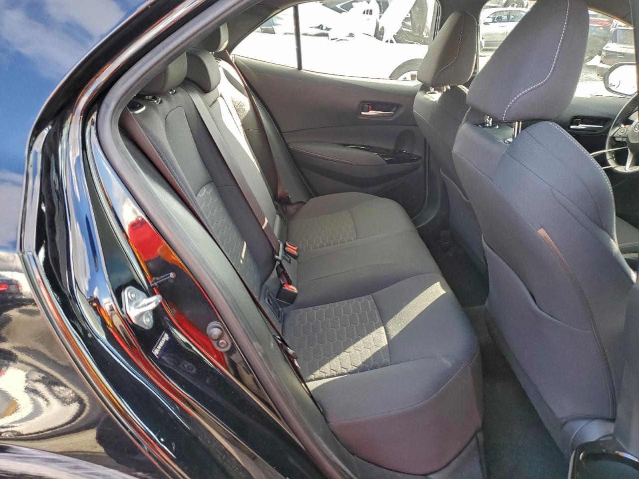 2019 TOYOTA COROLLA SE photo 10