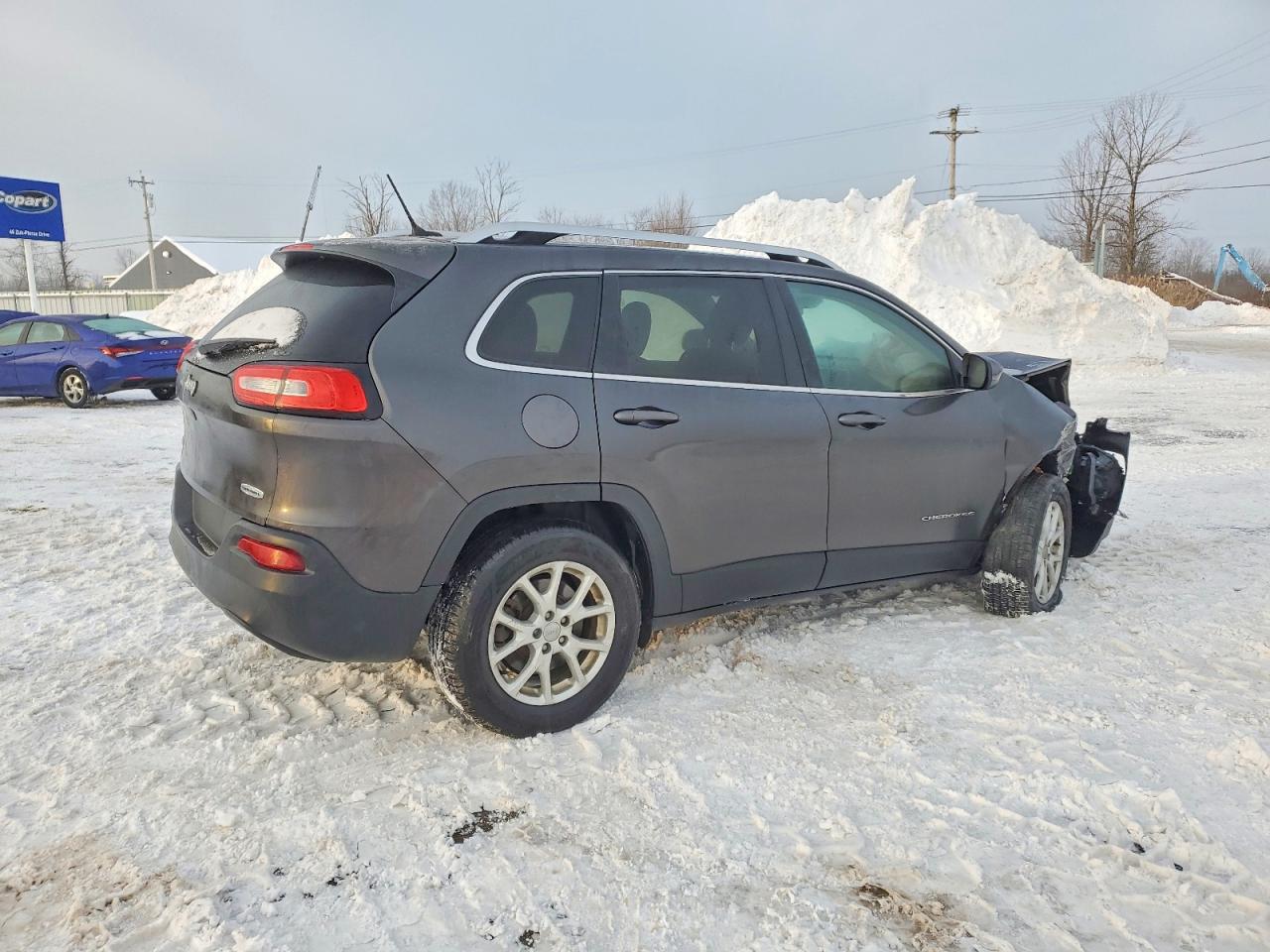 2015 JEEP CHEROKEE LATITUDE photo 3