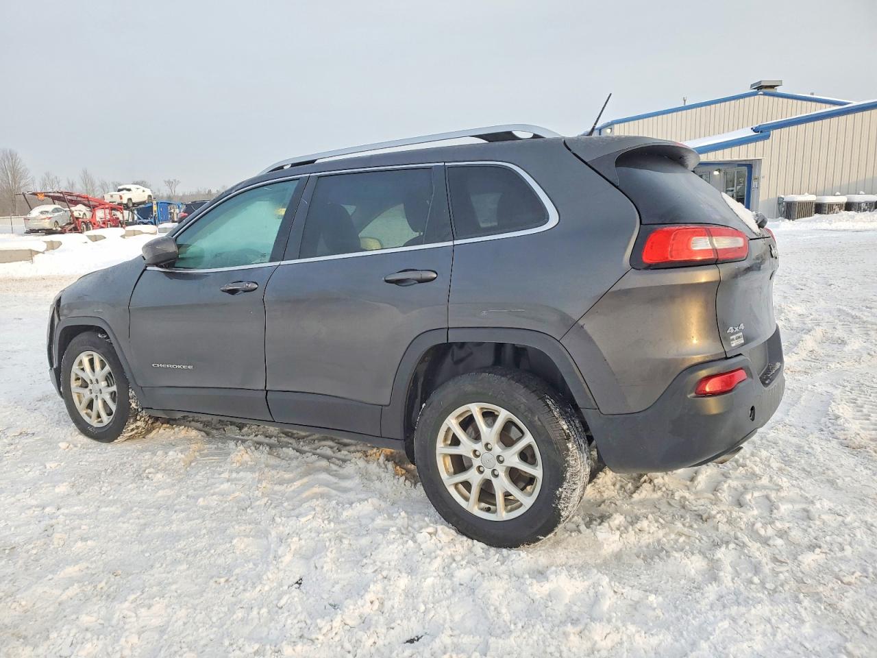 2015 JEEP CHEROKEE LATITUDE photo 2