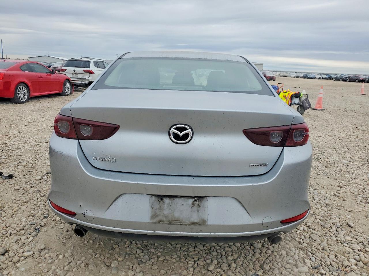 2019 MAZDA 3 SELECT photo 6