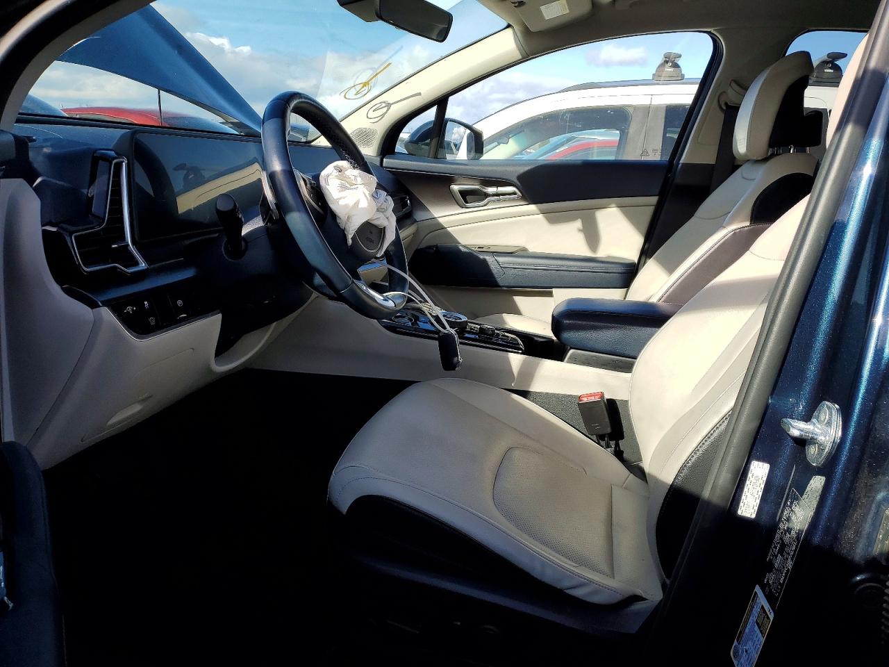 2023 KIA SPORTAGE EX photo 7