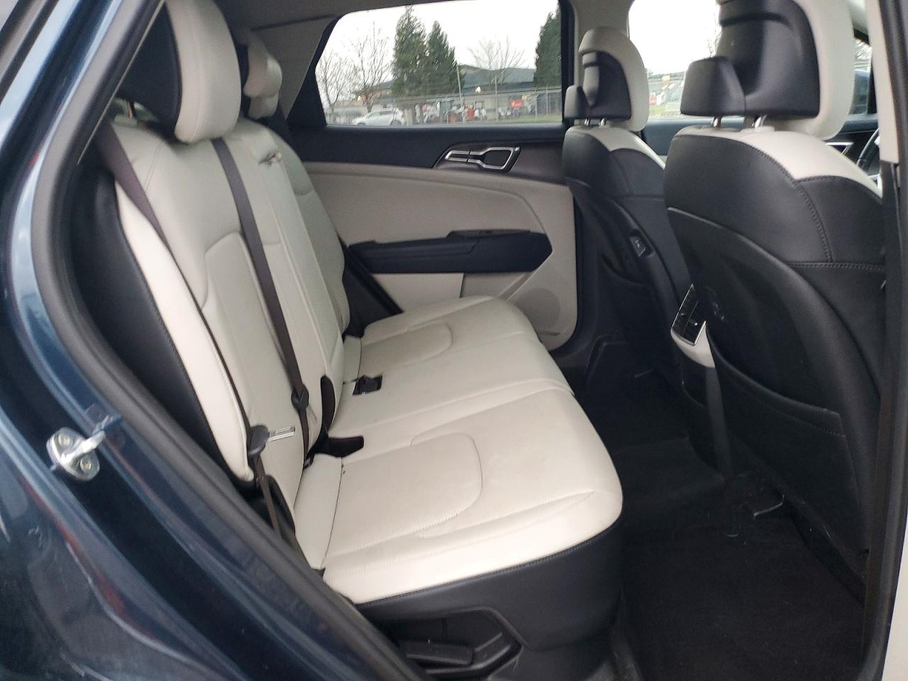 2023 KIA SPORTAGE EX photo 11