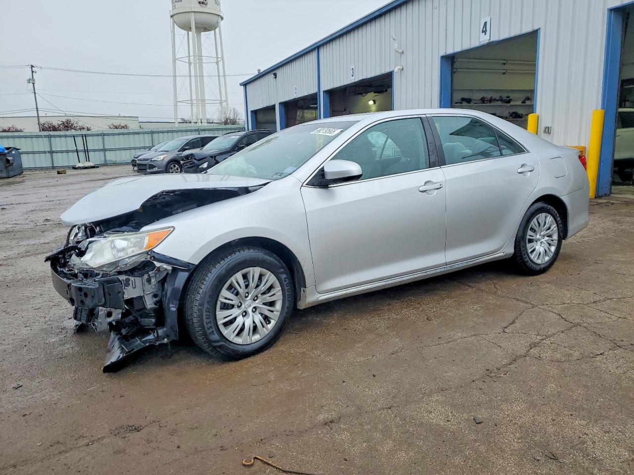 2014 TOYOTA CAMRY
