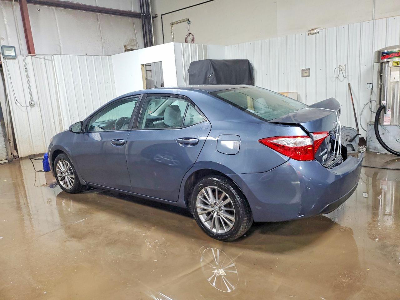2014 TOYOTA COROLLA LE PLUS photo 2