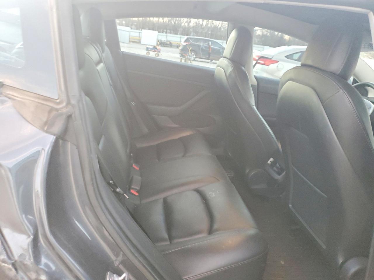 2022 TESLA MODEL 3 photo 10