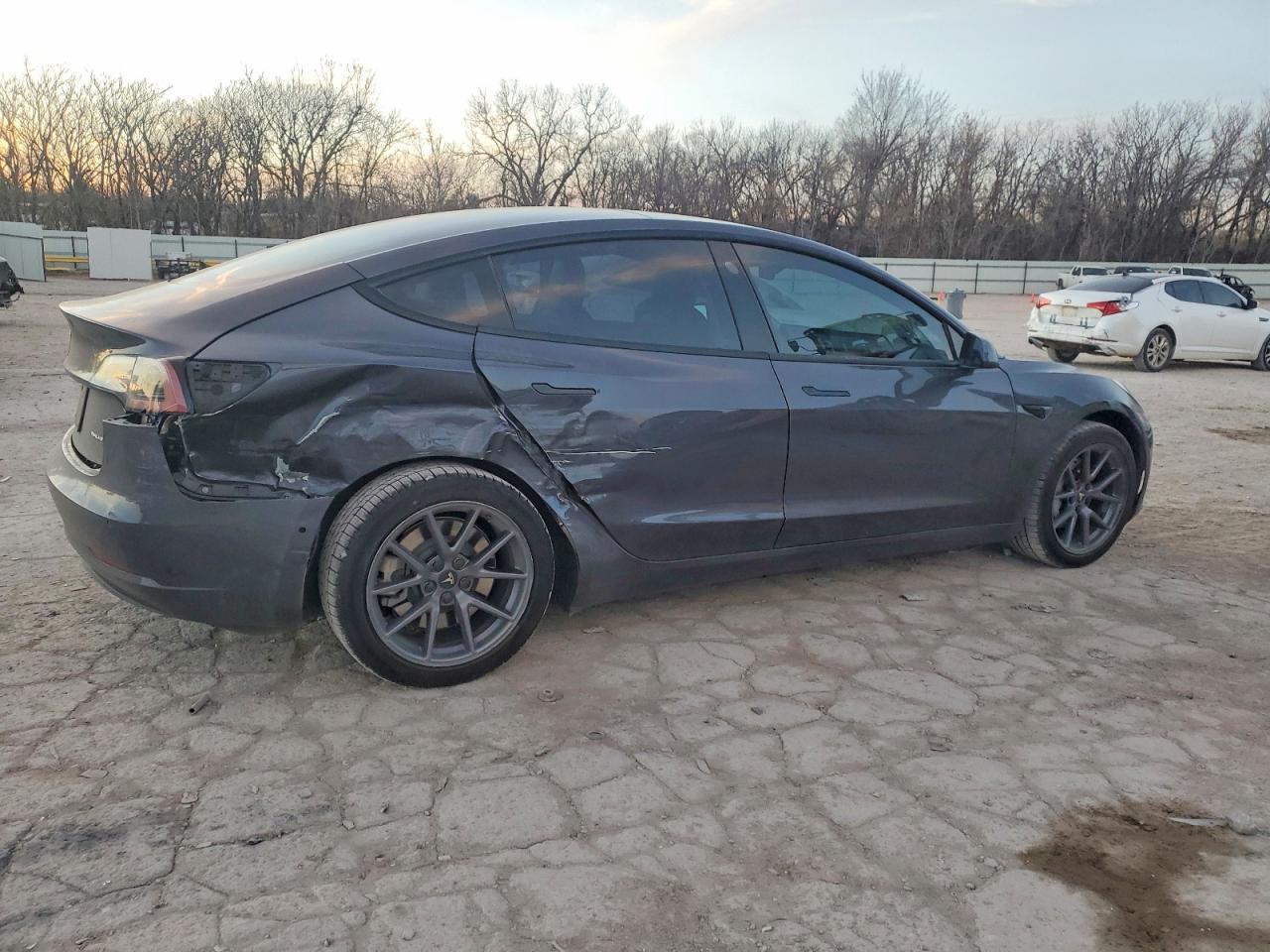 2022 TESLA MODEL 3 photo 3