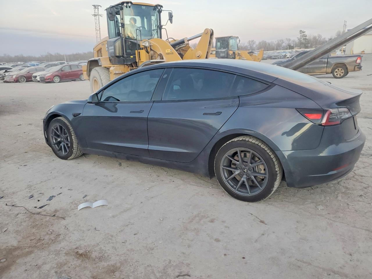 2022 TESLA MODEL 3 photo 2