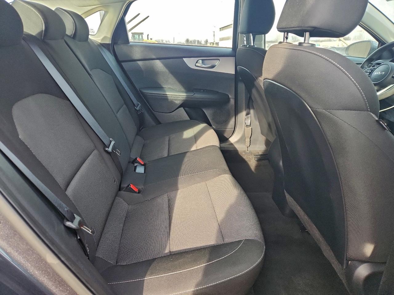2024 KIA FORTE LX photo 19