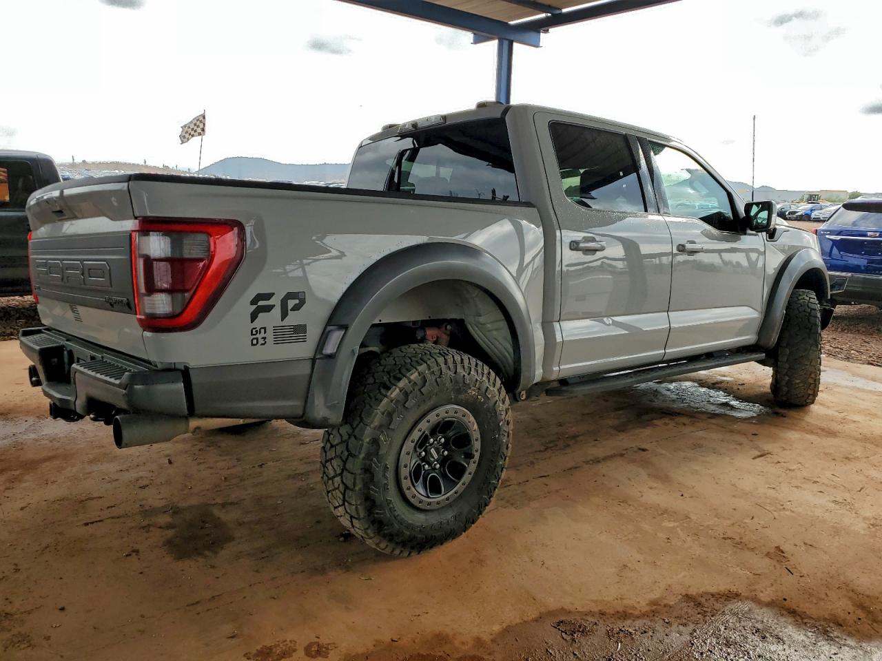 2023 FORD F150 RAPTOR photo 3