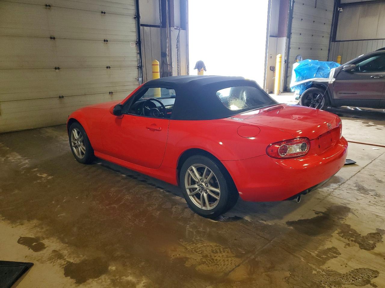 2014 MAZDA MX-5 MIATA SPORT photo 2